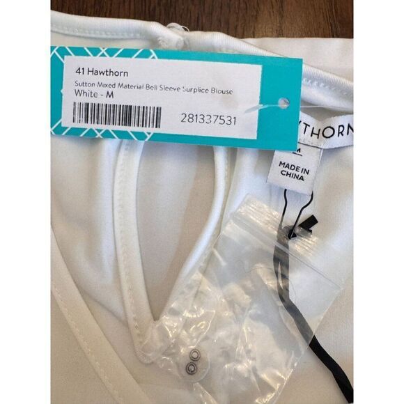 NWT 41 Hawthorn White Wrap Front Blouse With Keyhole Back Women's Size M Summer - Picture 6 of 13